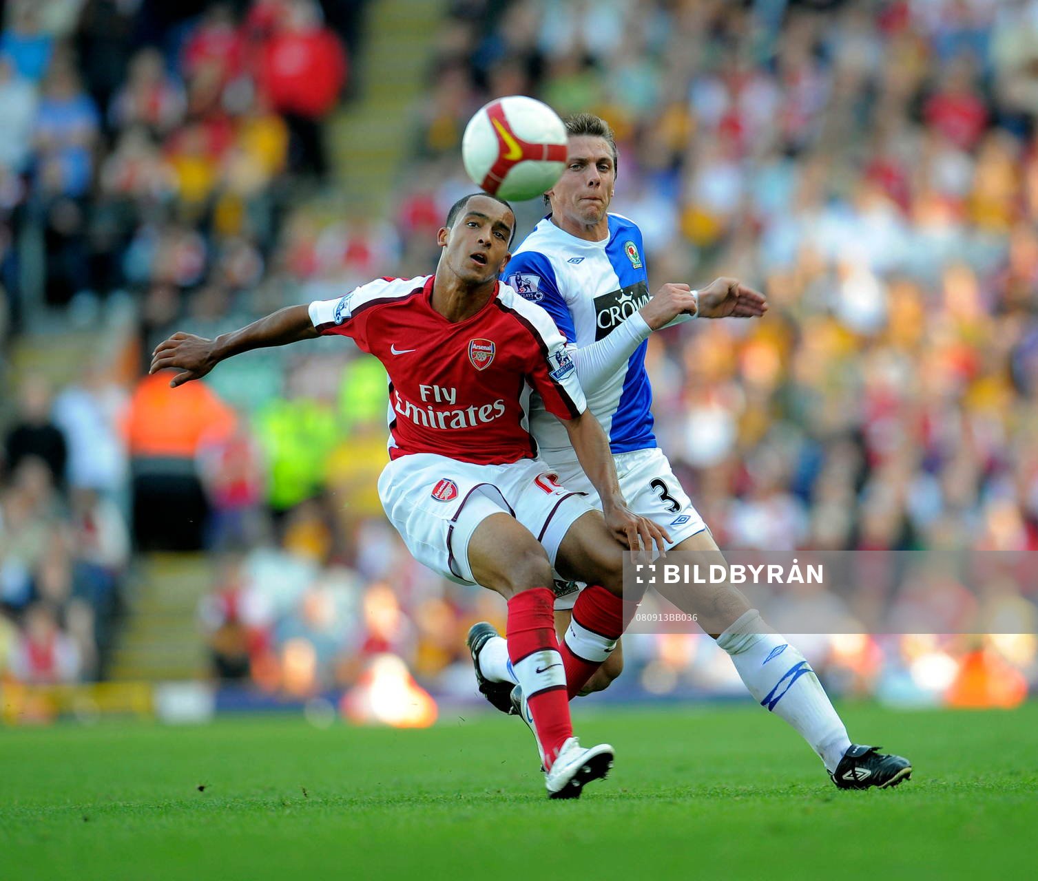 Theo Walcott, Arsenal och Stephen Warnock, Blackburn