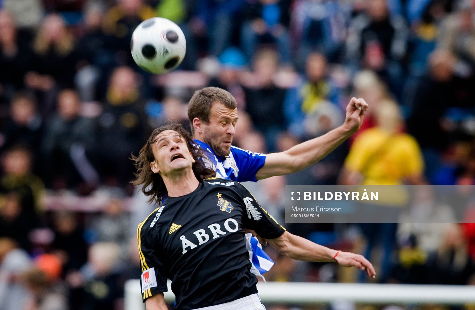 Iván Óbolo, AIK, och Hjalmar Jonsson, Göteborg