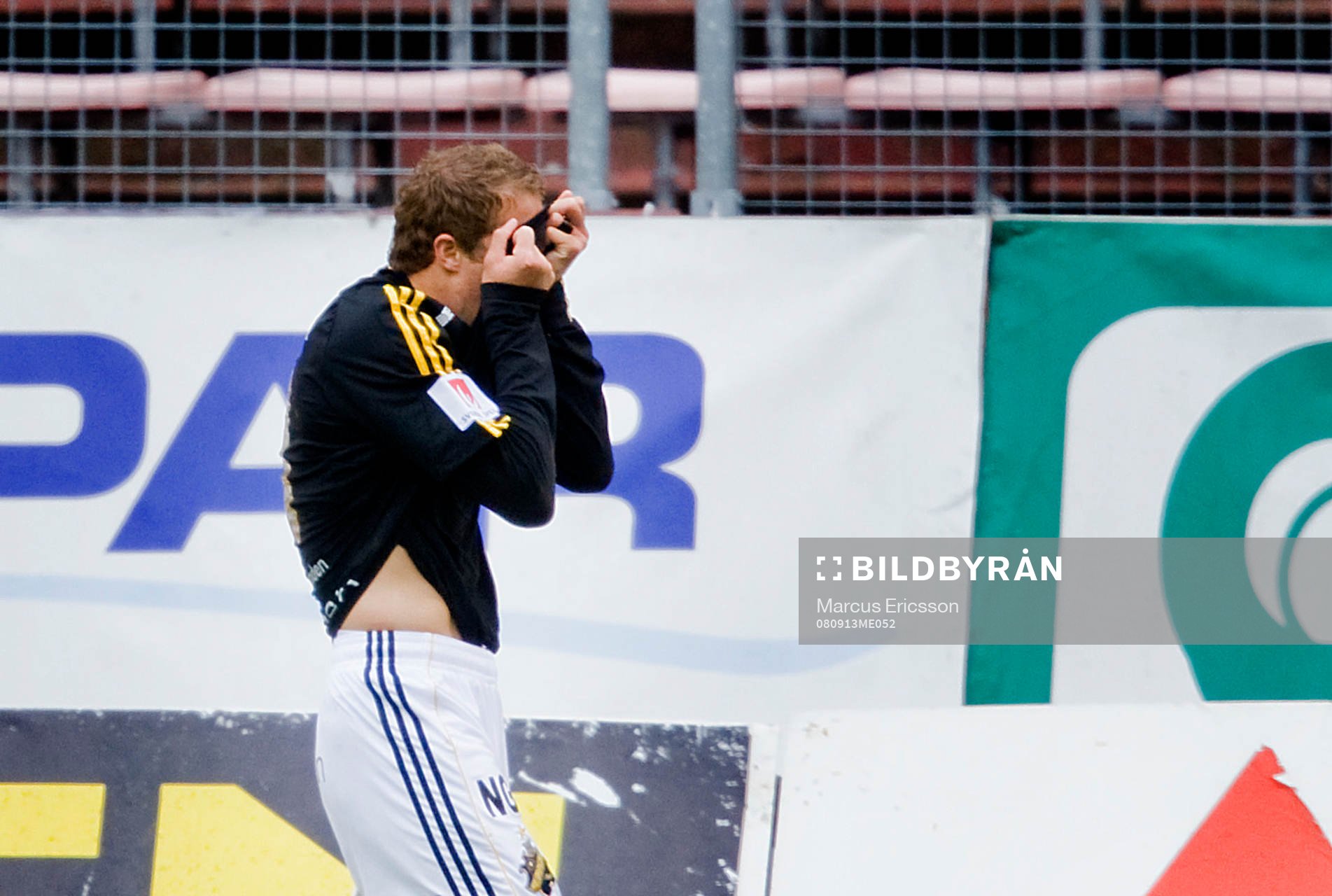 Kenny Pavey, AIK får sitt mål bortdömt
