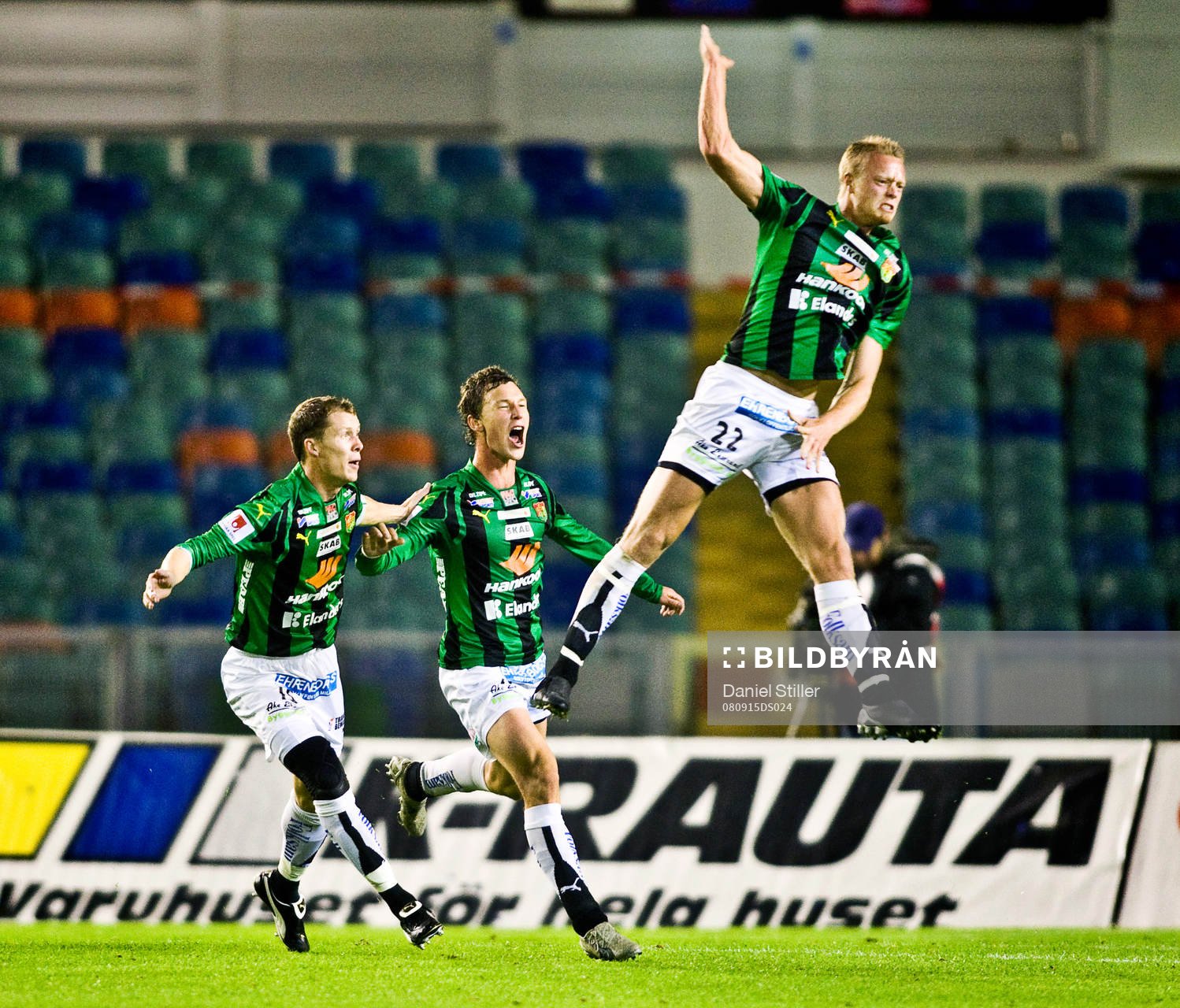 Gais gör 2-1 genom Eyjolfur Hedinsson. Björn Andersson