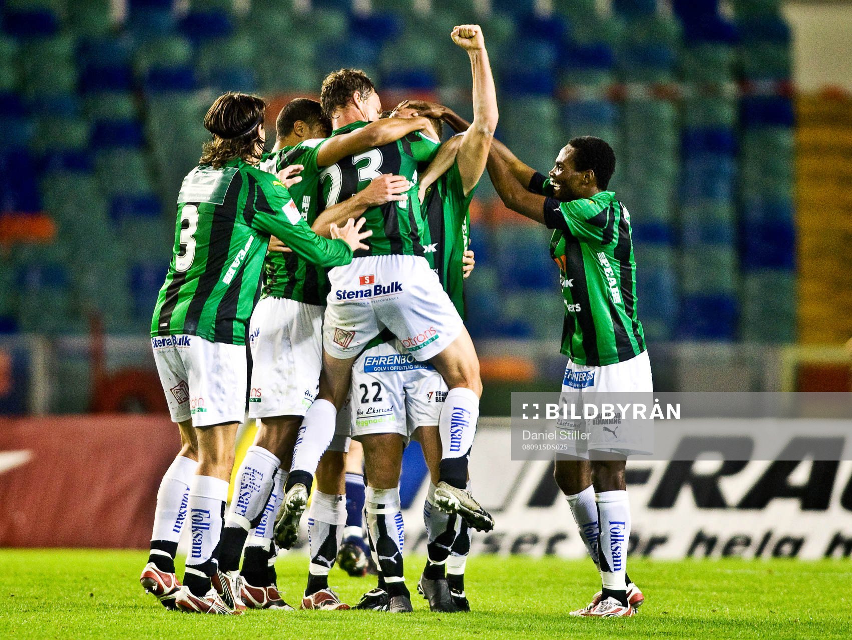 Gais gör 2-1 genom Eyjolfur Hedinsson. Jubel