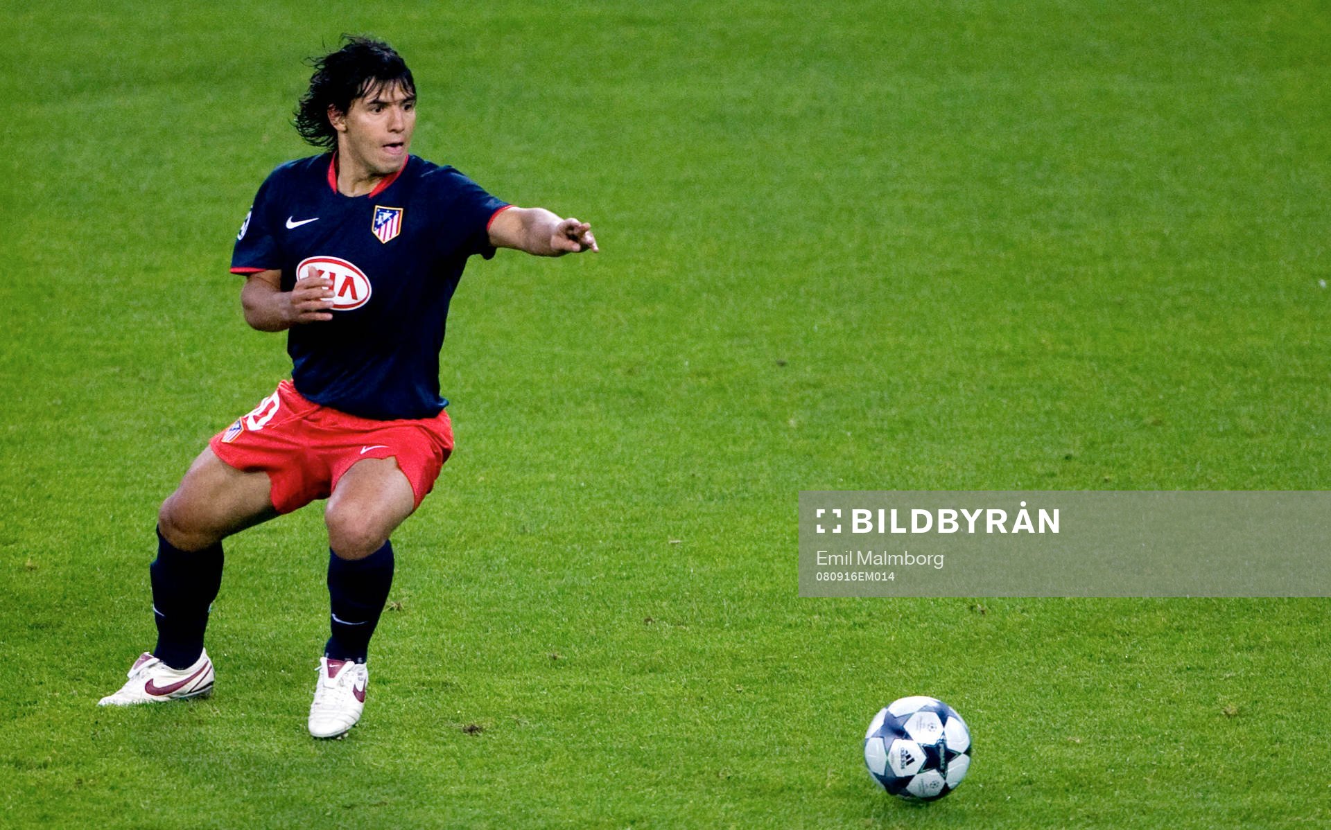   Sergio Agüero, Atletico Madrid tvåmålsskytt. 