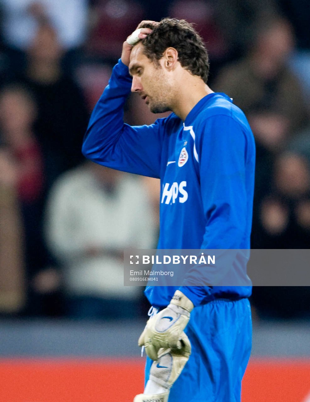   Andreas Isaksson, målvakt, PSV. Något besviken efter att ha släppt in 3 mål. 