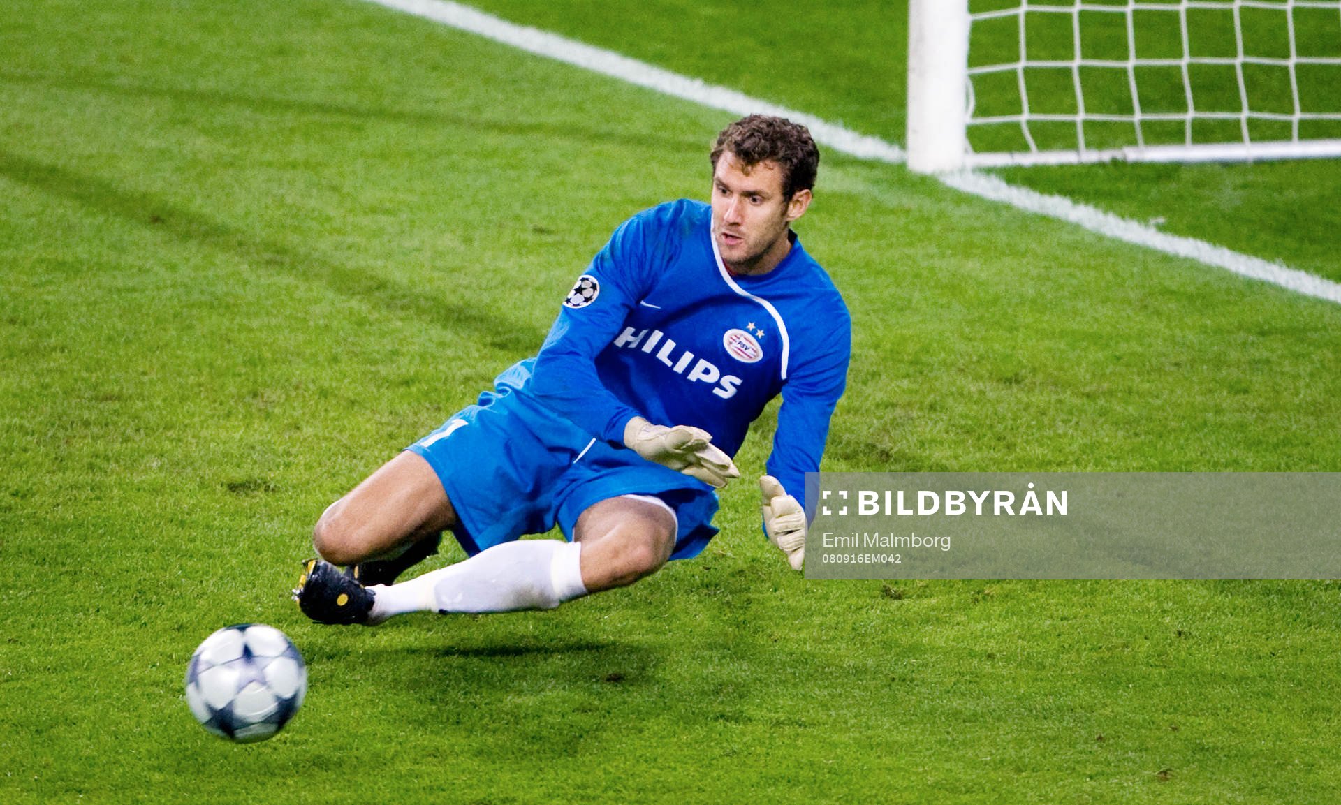   Andreas Isaksson, målvakt, PSV. 