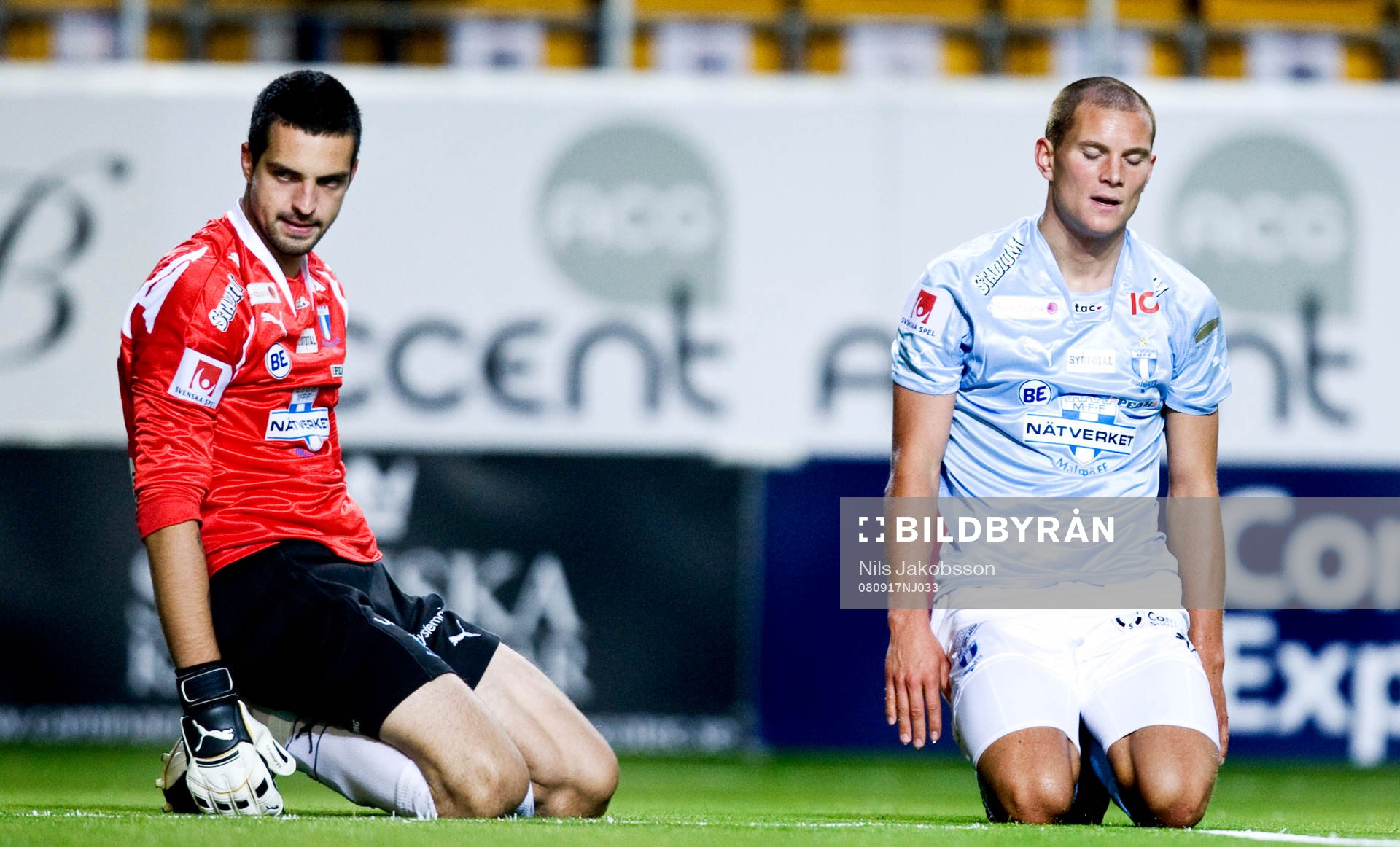 Dusan Melicharek, målvakt, Robert Åhman Persson, Malmö FF