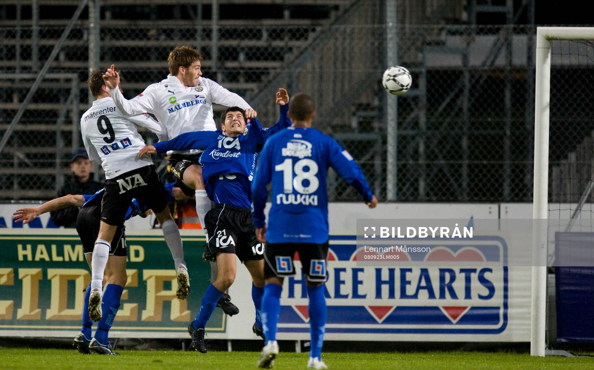 0-1, Magnus Wikström nickar in ledningsmålet