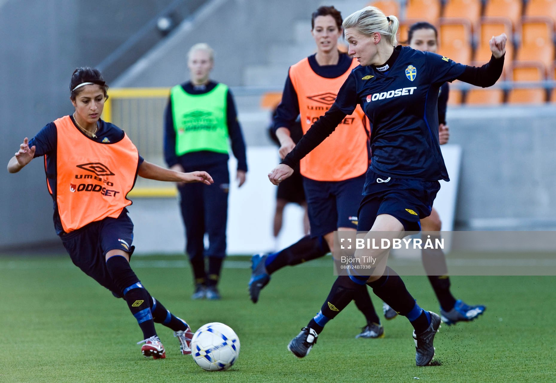 Nazanin Vaseghpanah, och Maria Aronsson, Sverige