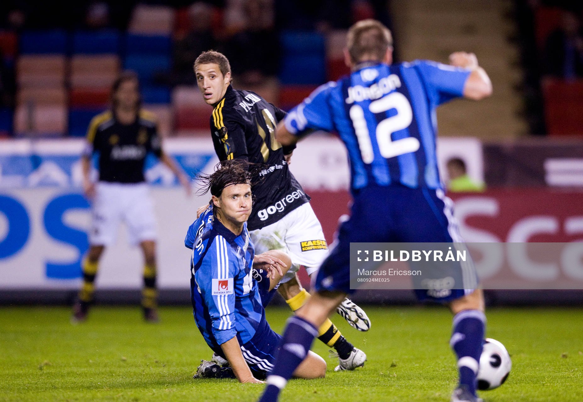 Peter Magnusson, Djurgården, och Kenny Pavey, AIK