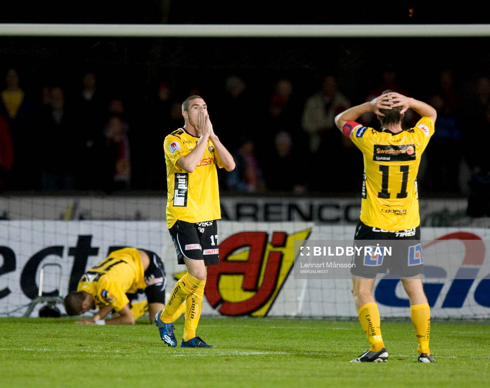 Denni Avdic har missat nicken och deppar