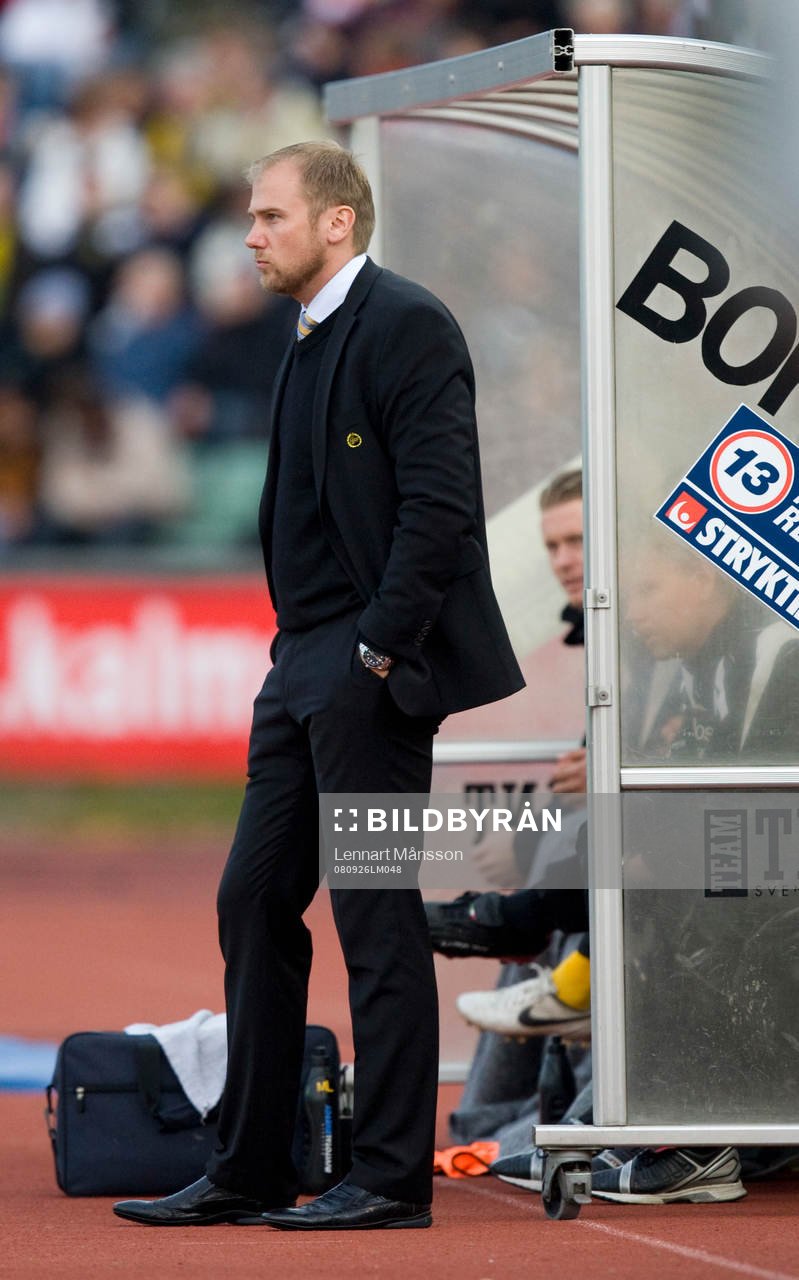 Magnus Haglund, tränare, har fortfarande Fredrik Berglund