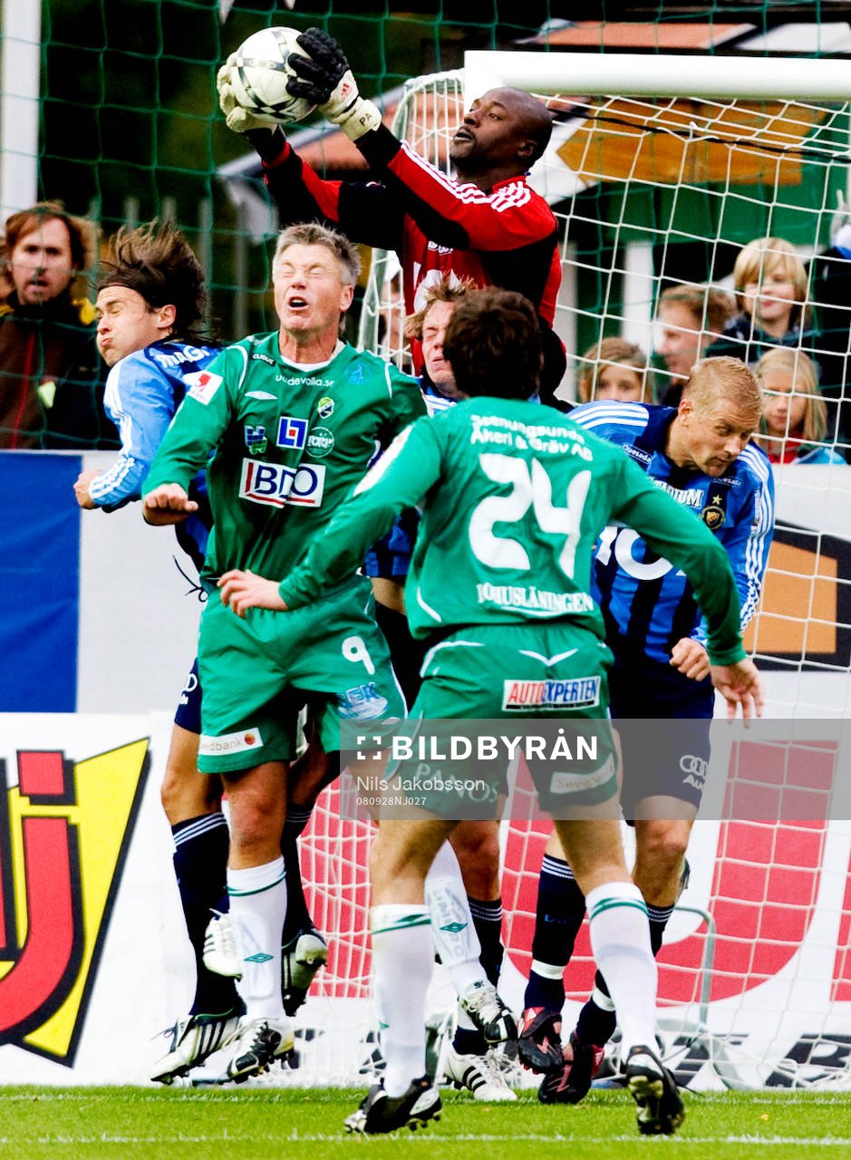 Pa Dembo Tourray, målvakt, Djurgården, var stor