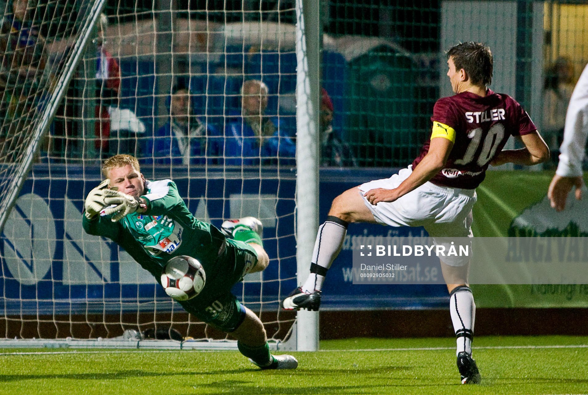 Hannes Stiller, Qviding. Peter Abrahamsson, målvakt,