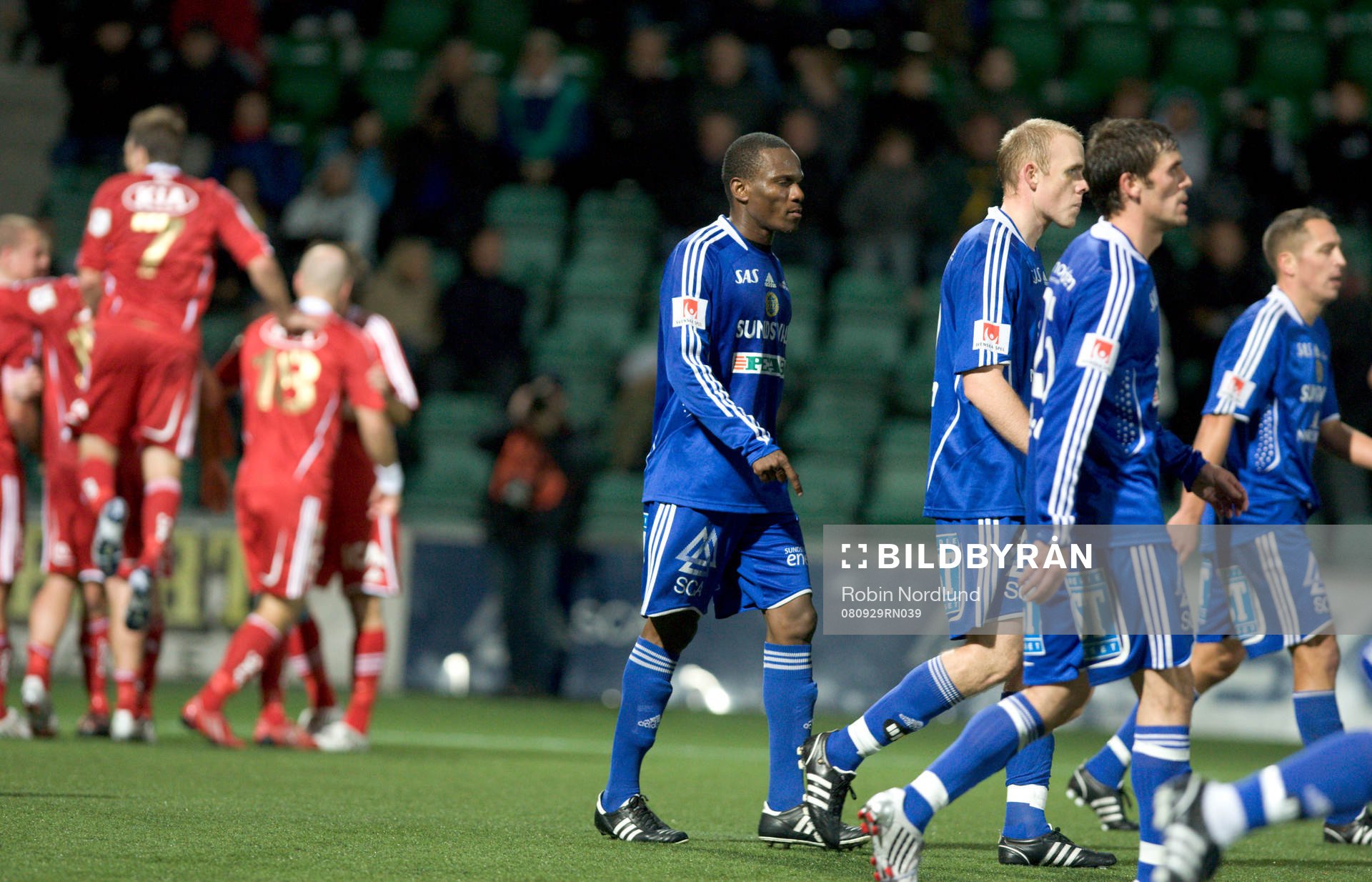 Robert Mambo Mumba, Sundsvall och Göteborg, jubel