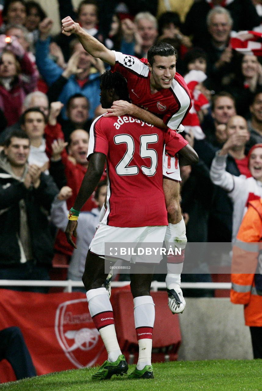 Robin Van Persie och Emmanuel Adebayor, Arsenal. Glädje,