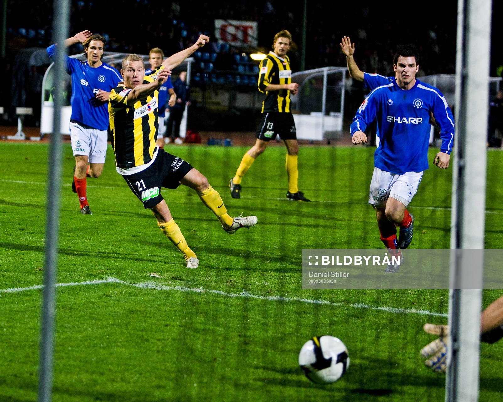 Jonas Henriksson kvitterar till 3-3 för Häcken