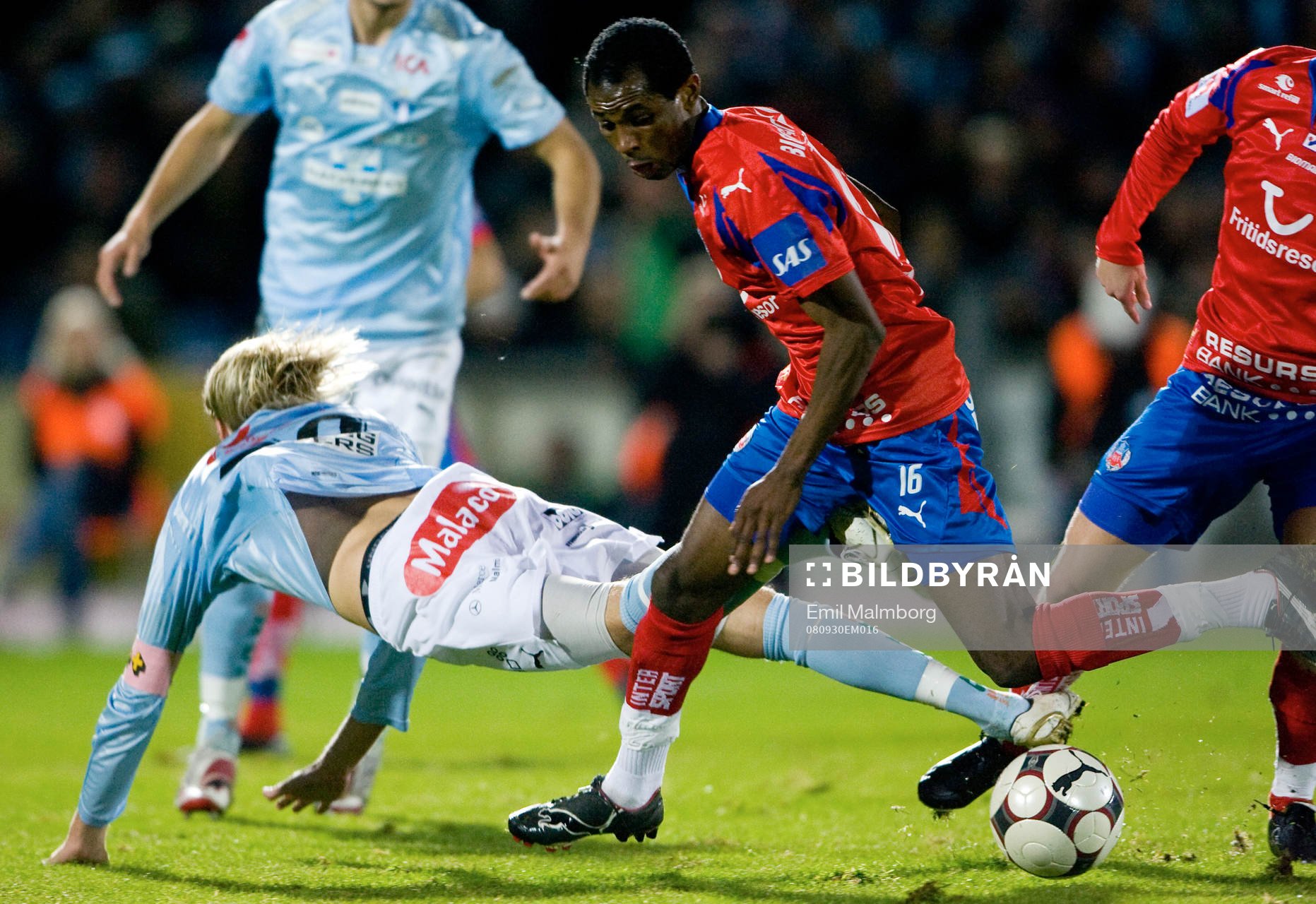 Ola Toivonen, Malmö och René Makondele, Helsingborg
