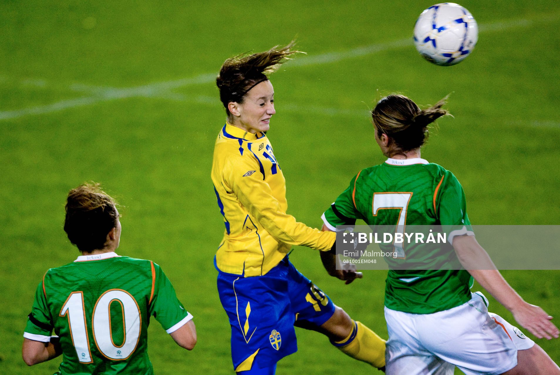 Kosovare Asllani, Sverige