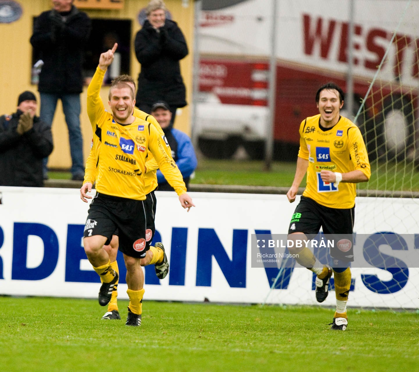  Johan Svensson och Daniel Ivanovski, Mjällby, jubel.