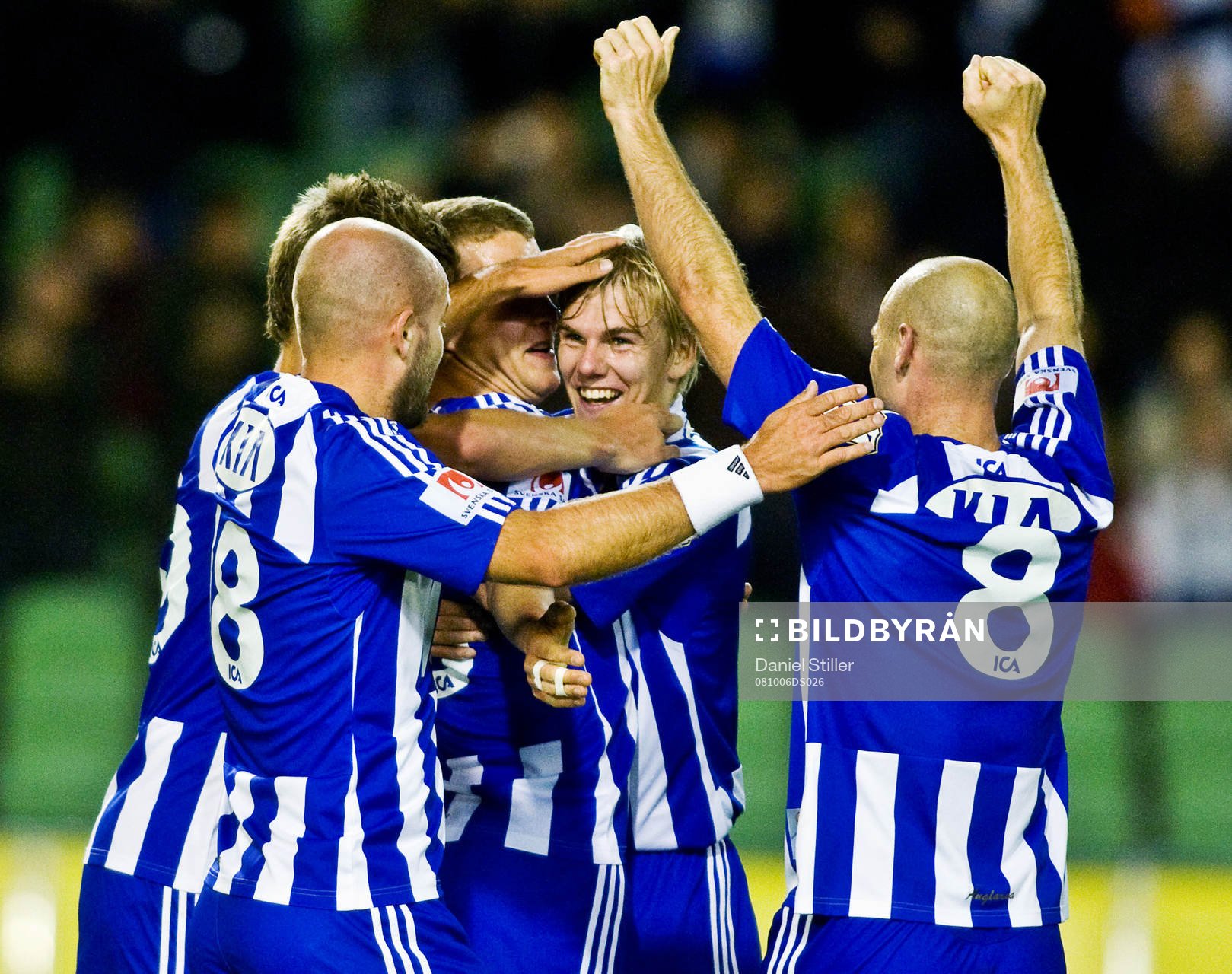  Jubel efter att Jacob Johansson gjort 2-0 till Göteborg. Jonas Wallerstedt, Thomas Olsson, Erik Lund mfl
