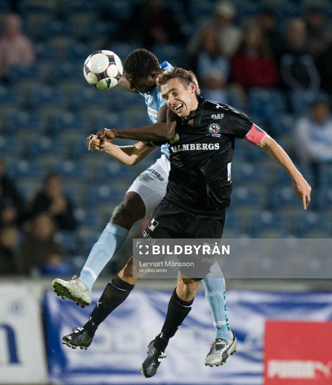 Fredrik Nordback och Edward Ofere nickduell