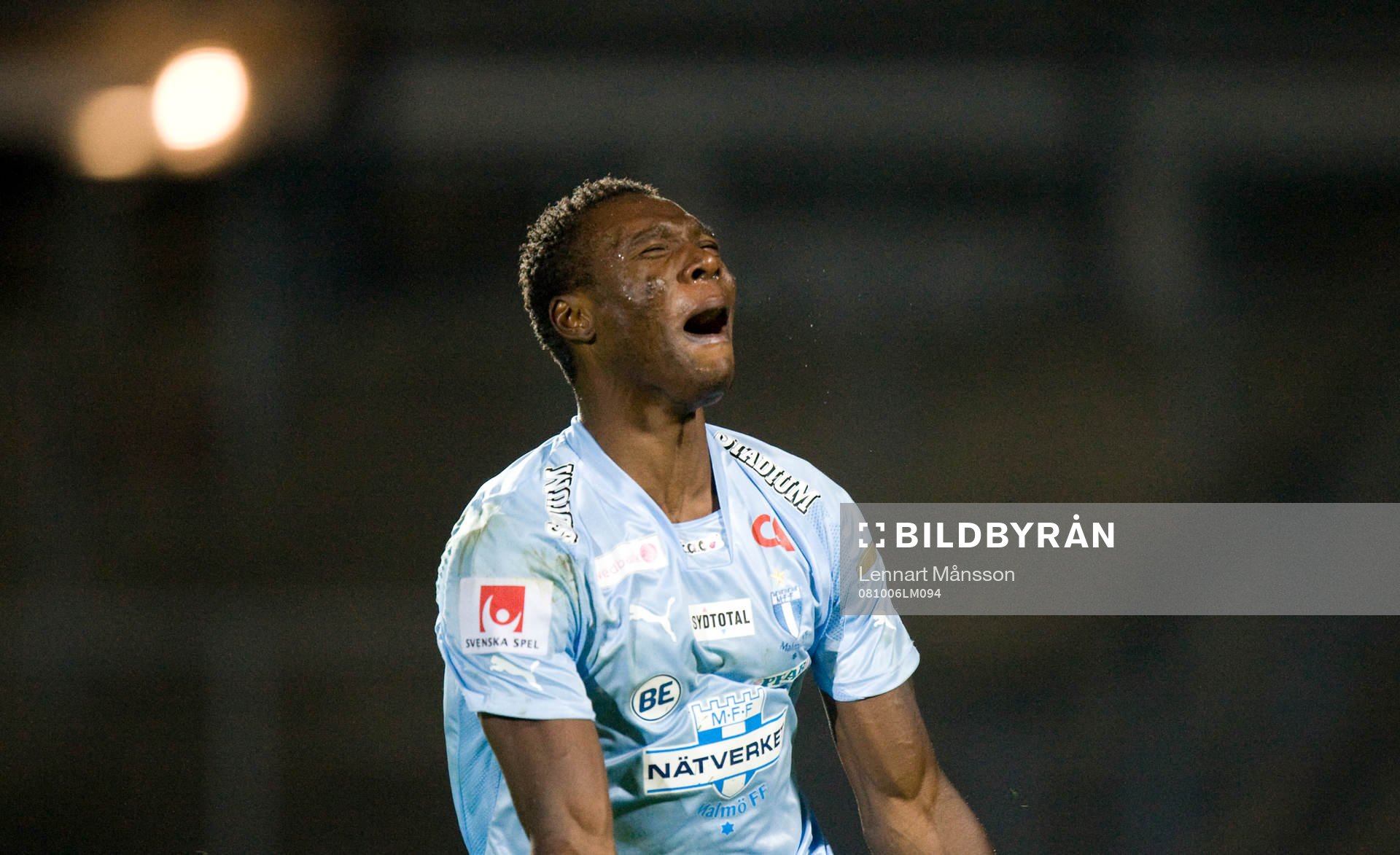 3-1, Edward Ofere, jubel