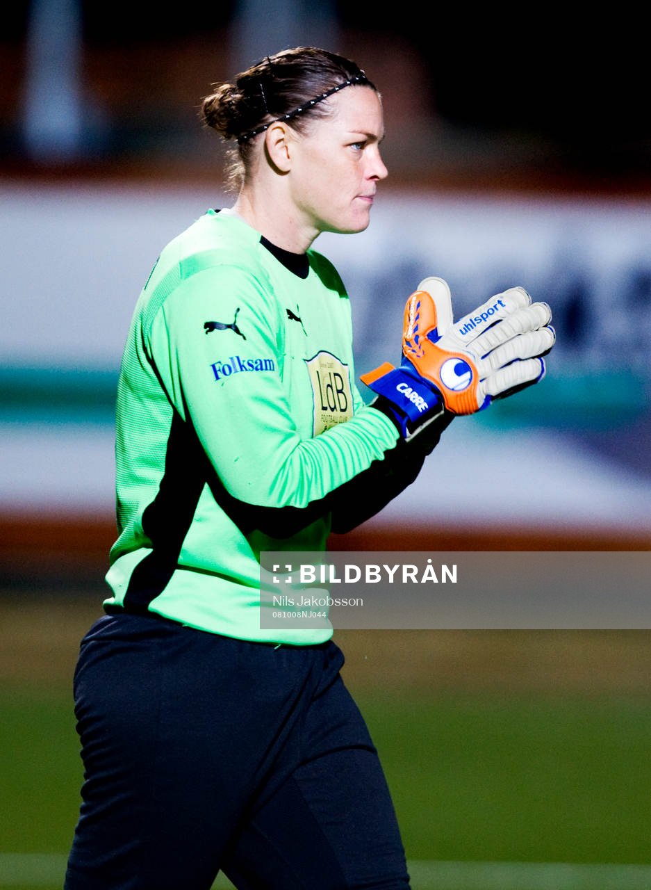 Caroline Jönsson, målvakt