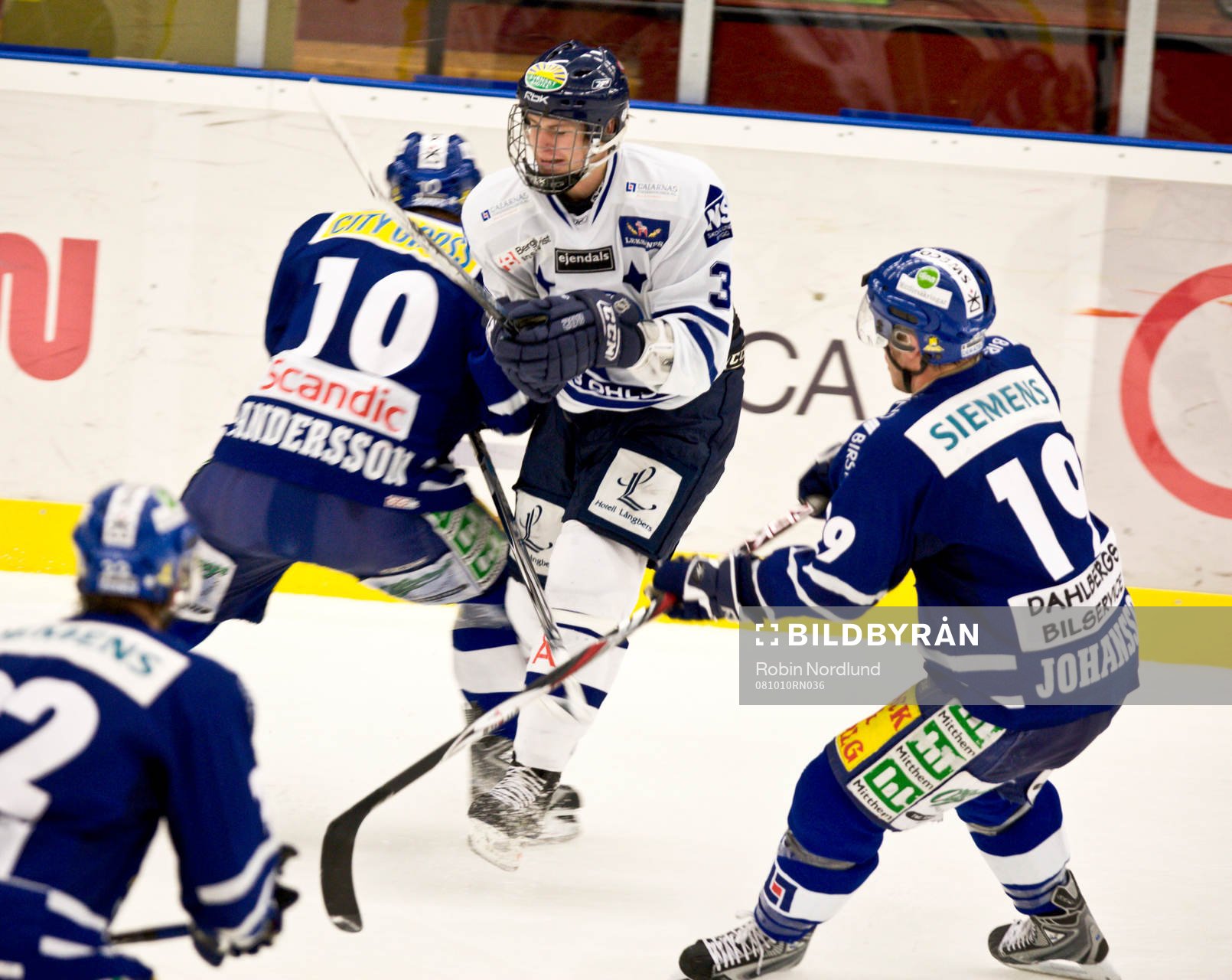 Stefan Andersson, Sundsvall ger Oliver Ekman-Larsson,