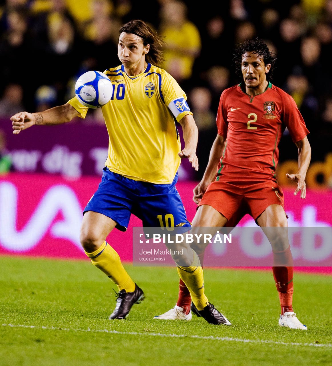 Zlatan Ibrahimovic, Sverige, och Bruno Alves, Portugal