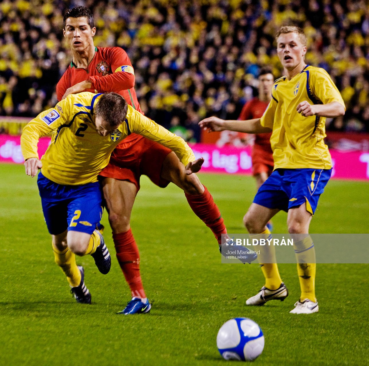 Cristiano Ronaldo, Portugal, hänger på Mikael Nilsson,