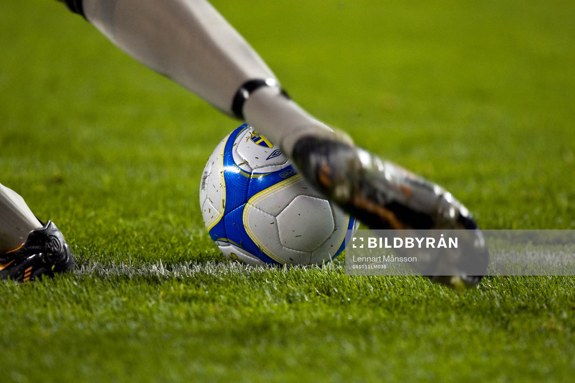 Fotboll, VM-kval, Sverige. Genre, boll, ben, spark