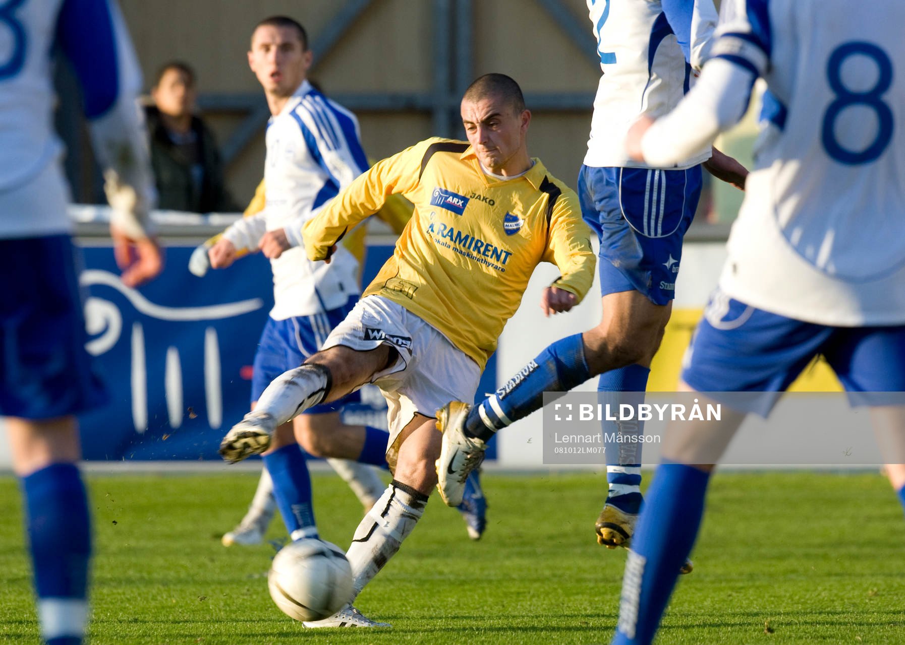 Blerim Mullici laddar