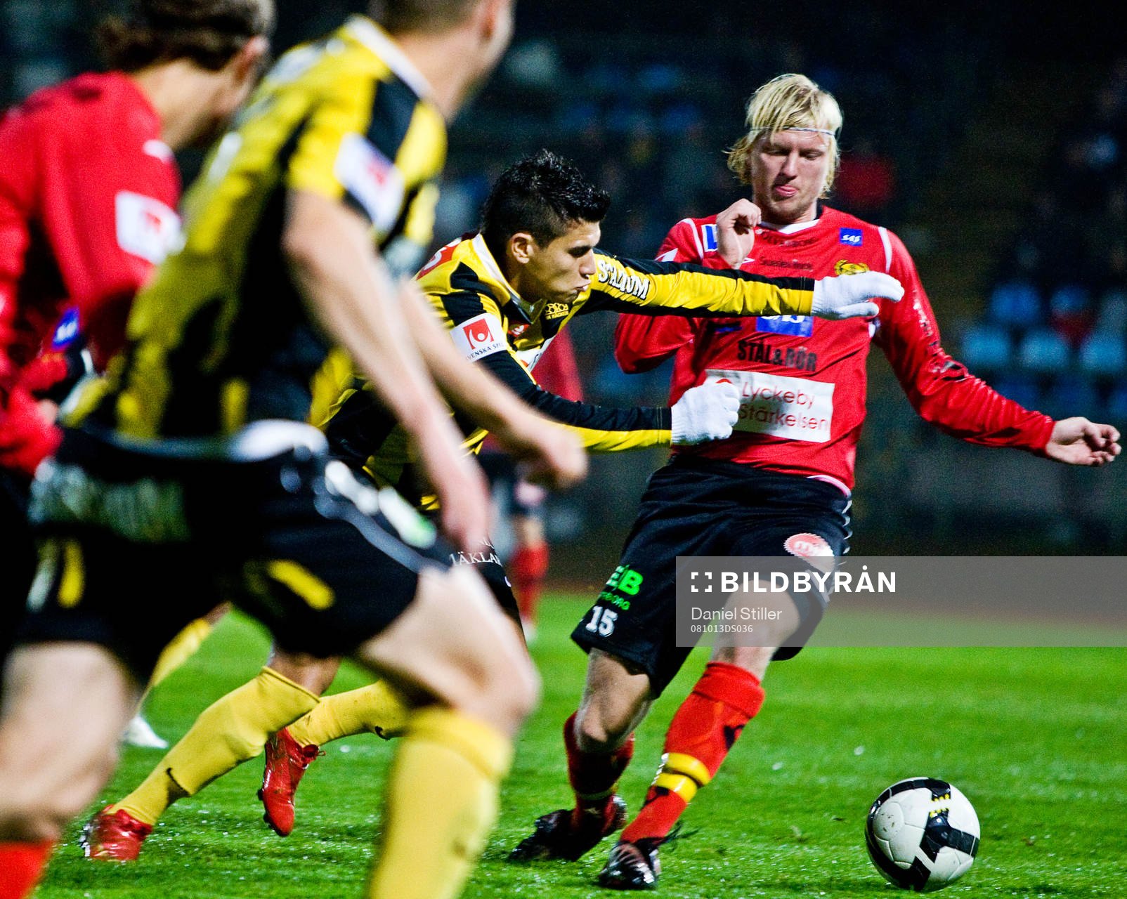 Paulinho, Häcken. Robin Cederberg, Mjällby