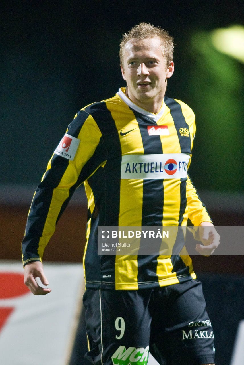  Daniel Larsson jubel efter sitt avgörande 3-2 mål
