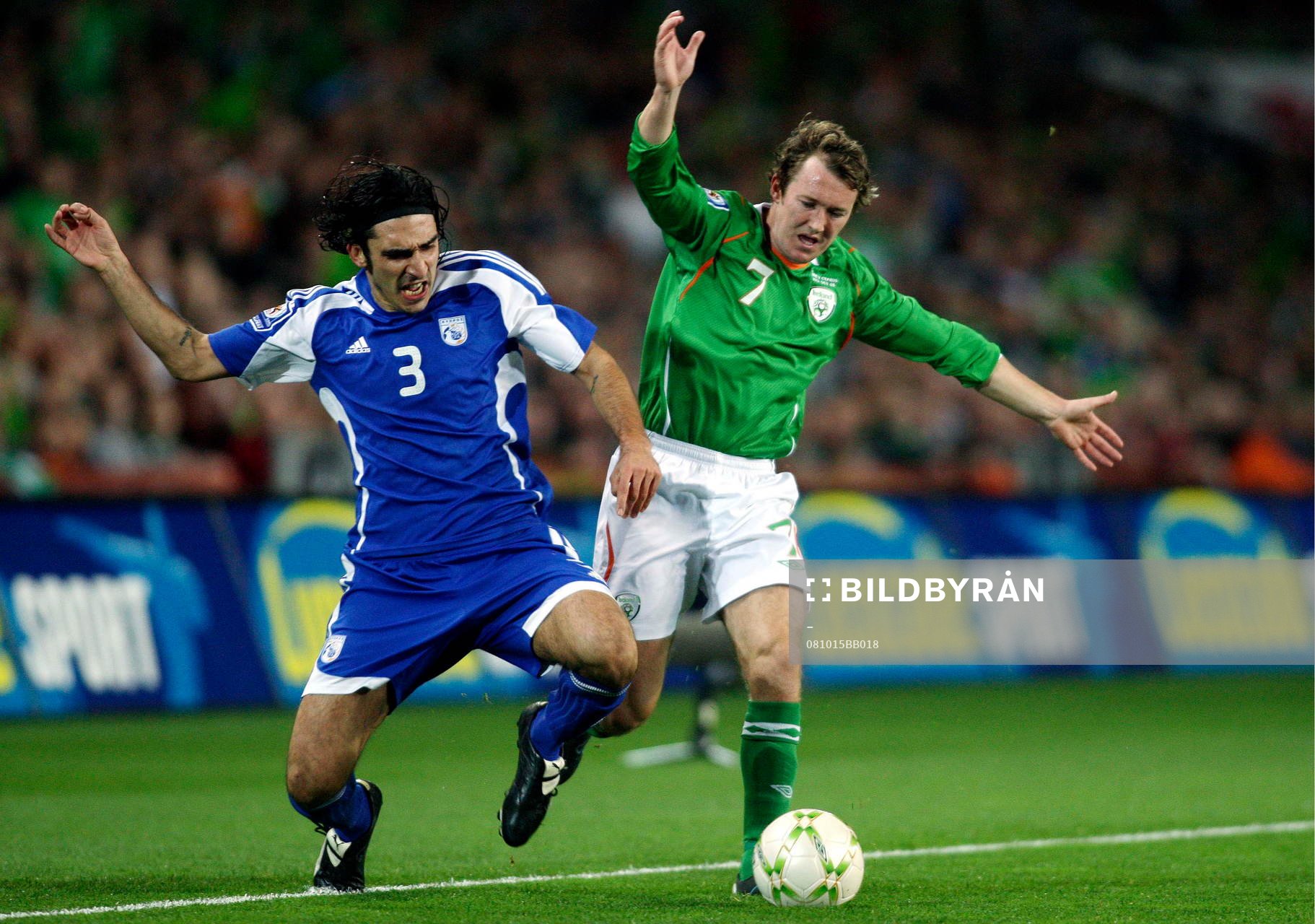  Elias Charalambous, Cypern och Aiden McGeady, Irland.