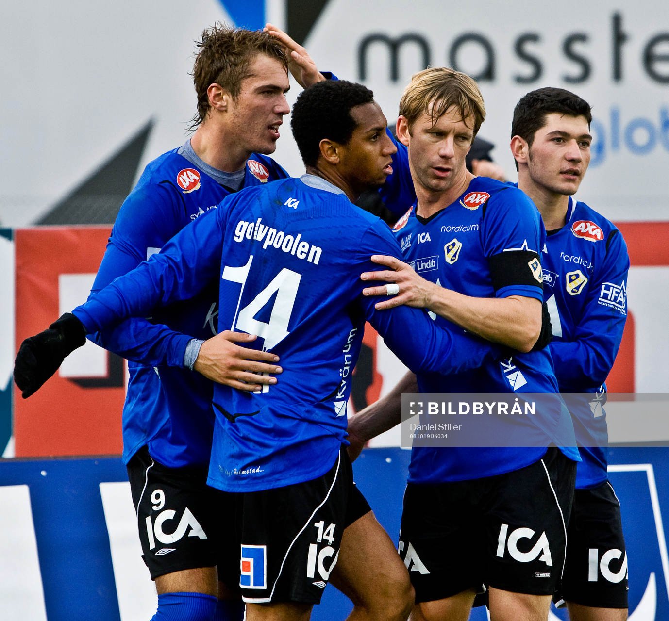 Anselmo gör 1-0 för Halmstad. Jubel