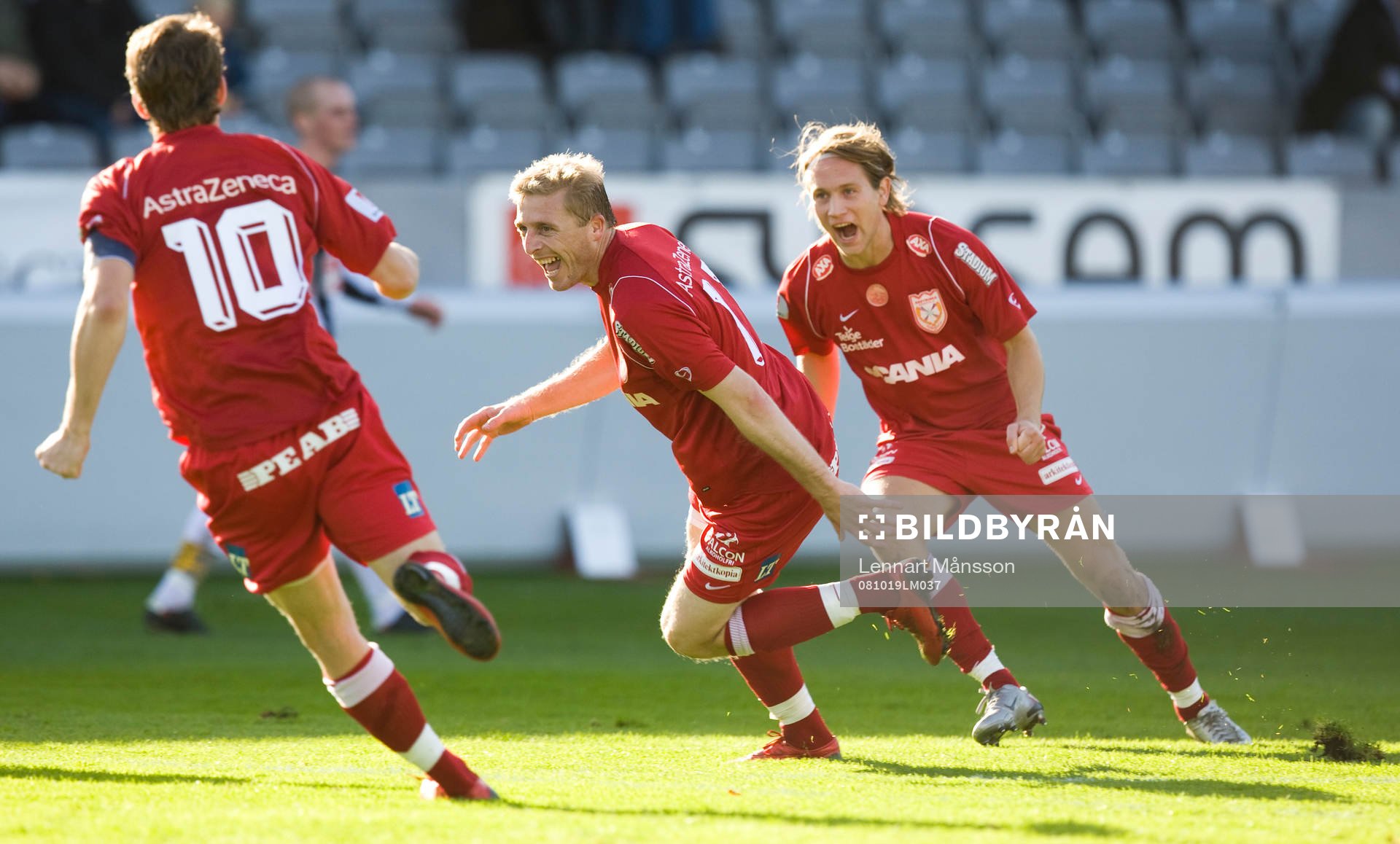 0-2, Xhevdet Llumnica, Göran Marklund och Andi Toompuu