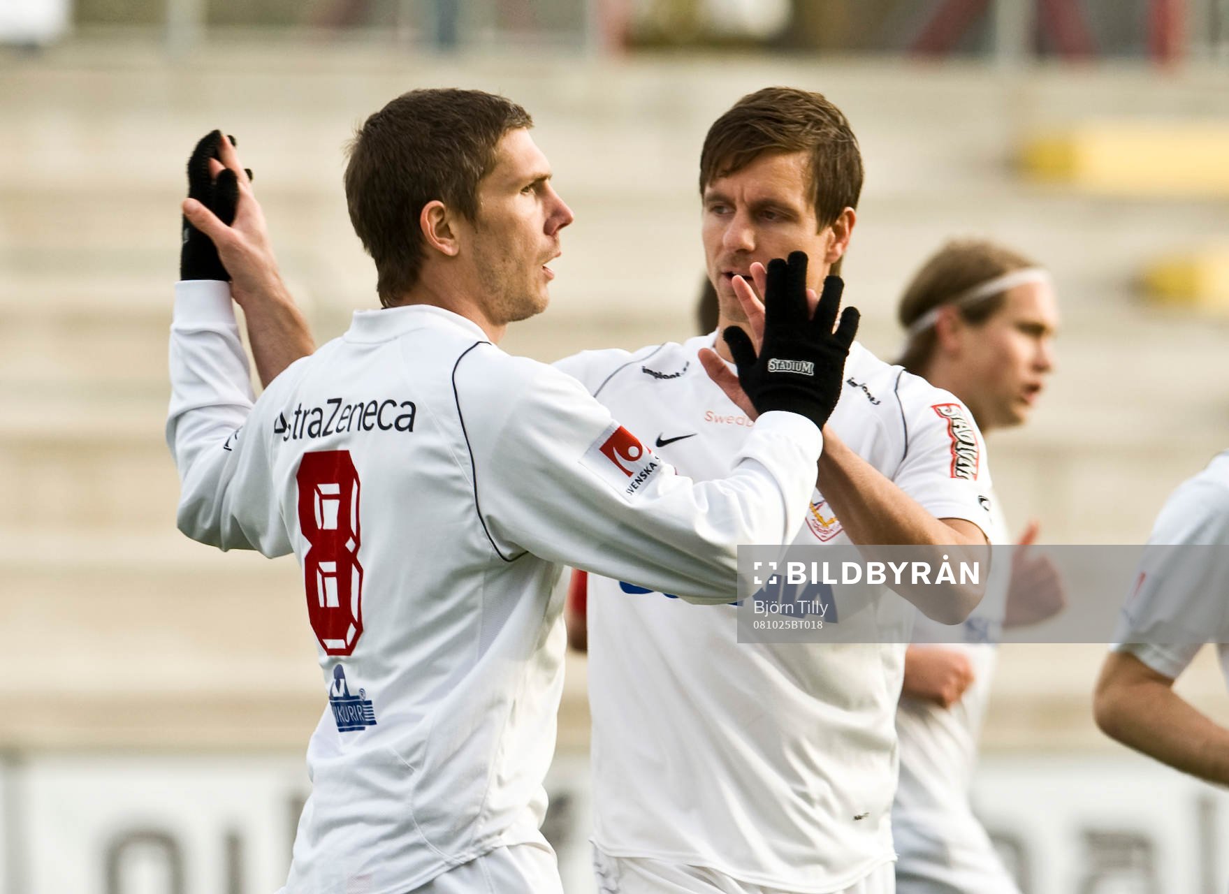  Dennis Östlundh och Filip Bergman, Assyriska, jubel efter 1-0.