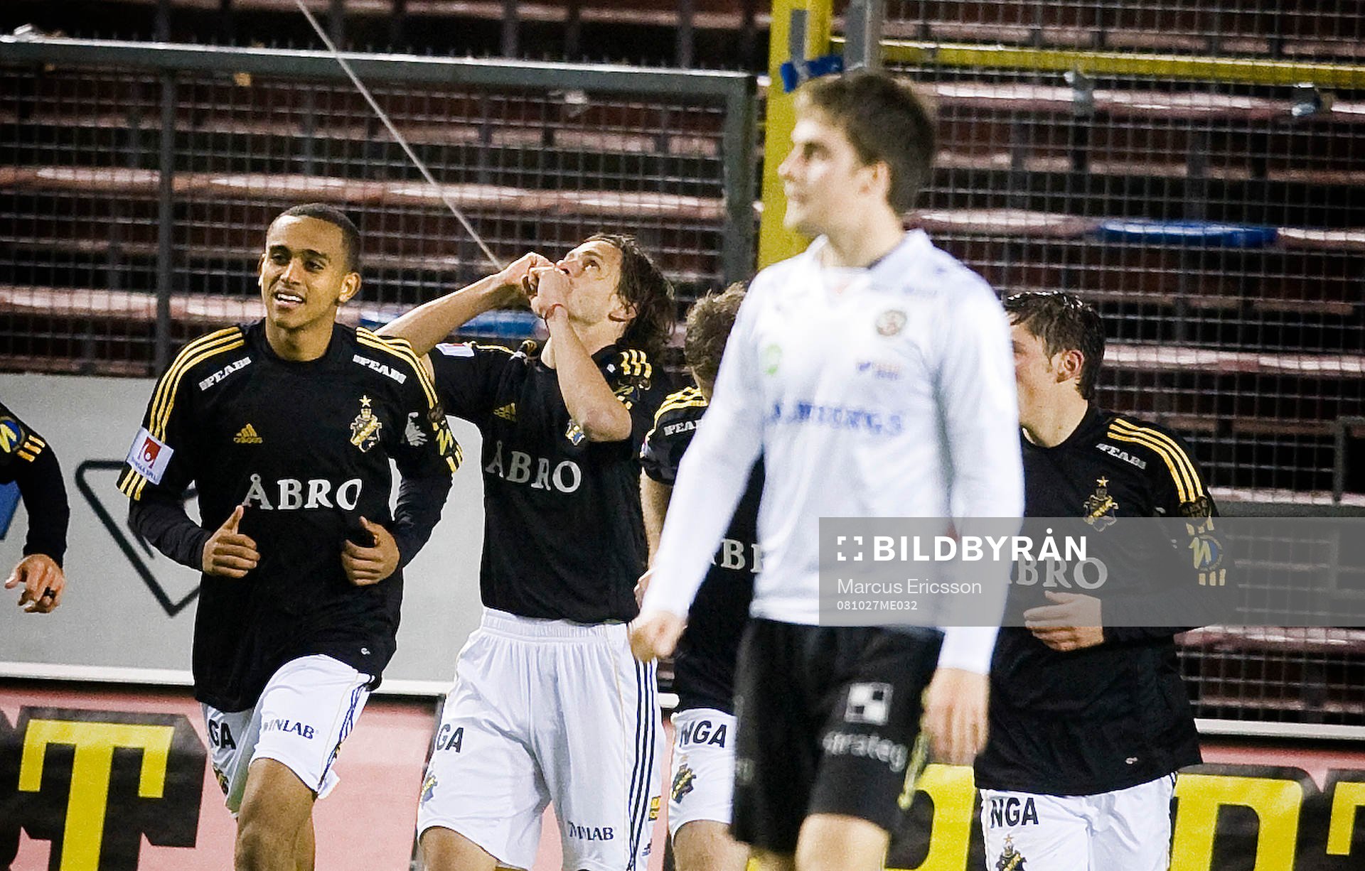Iván Óbolo, AIK, jubel