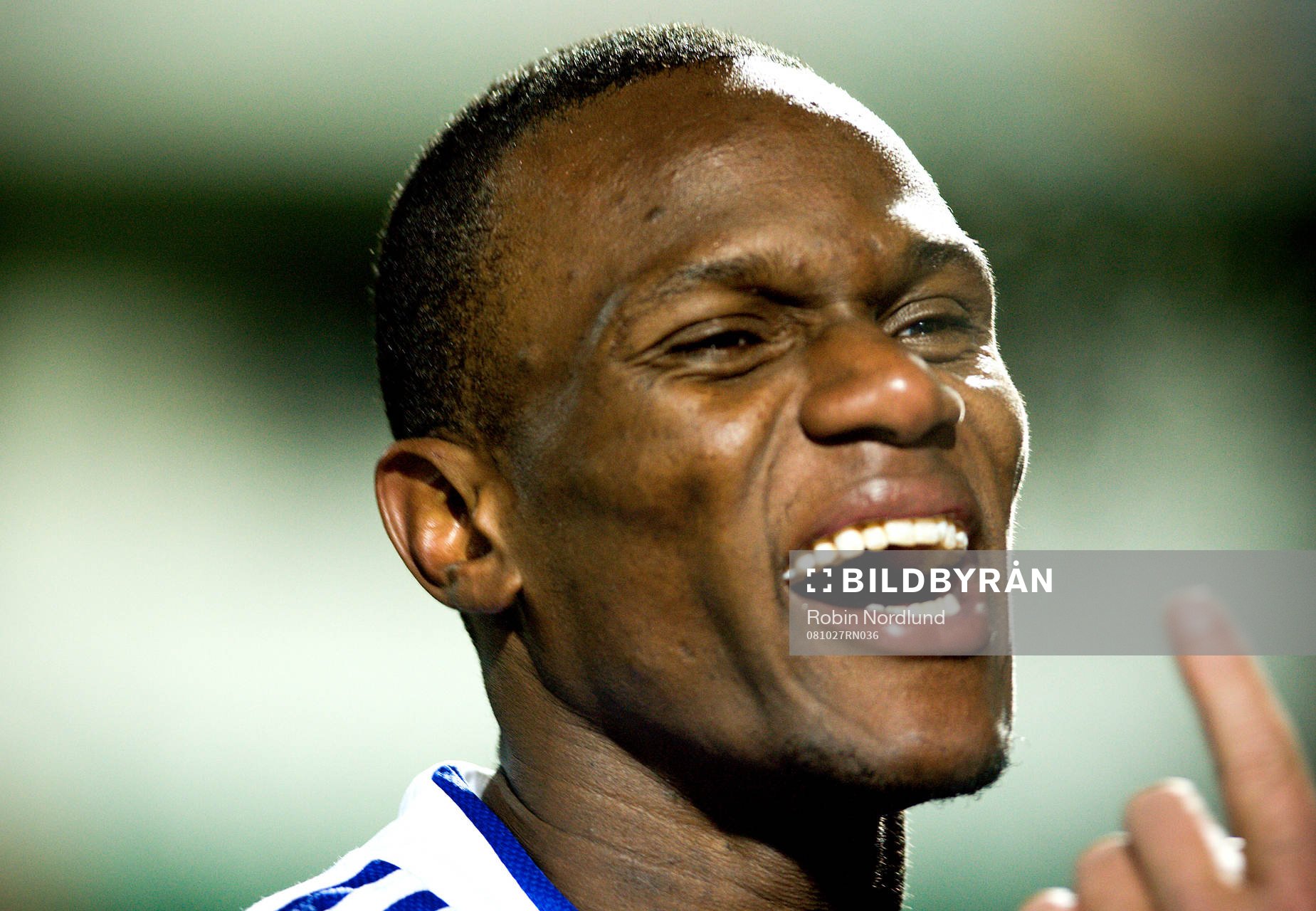 Robert Mambo Mumba, jubel