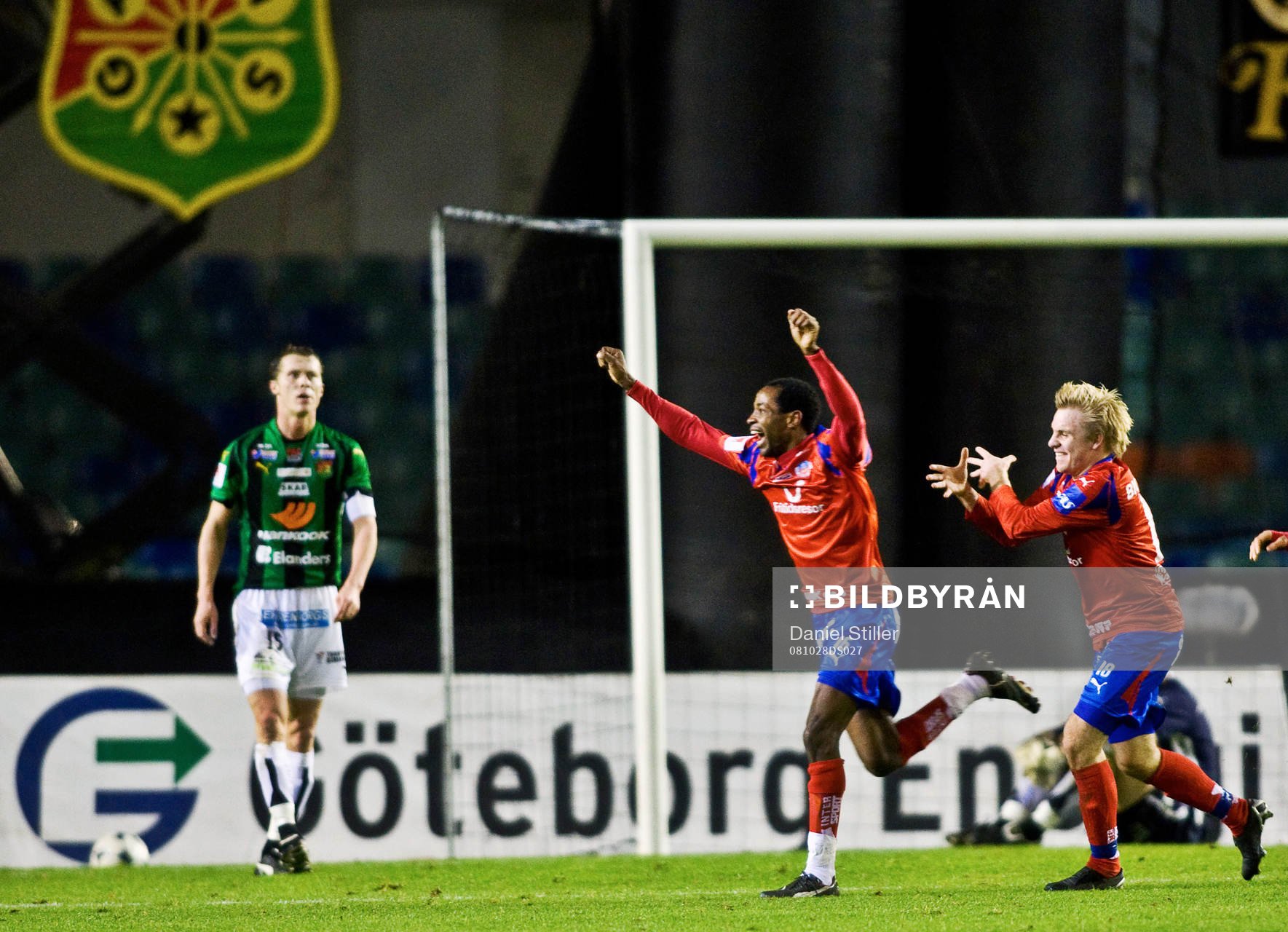 René Makondele, Helsingborg, gör 2-0. Jubel
