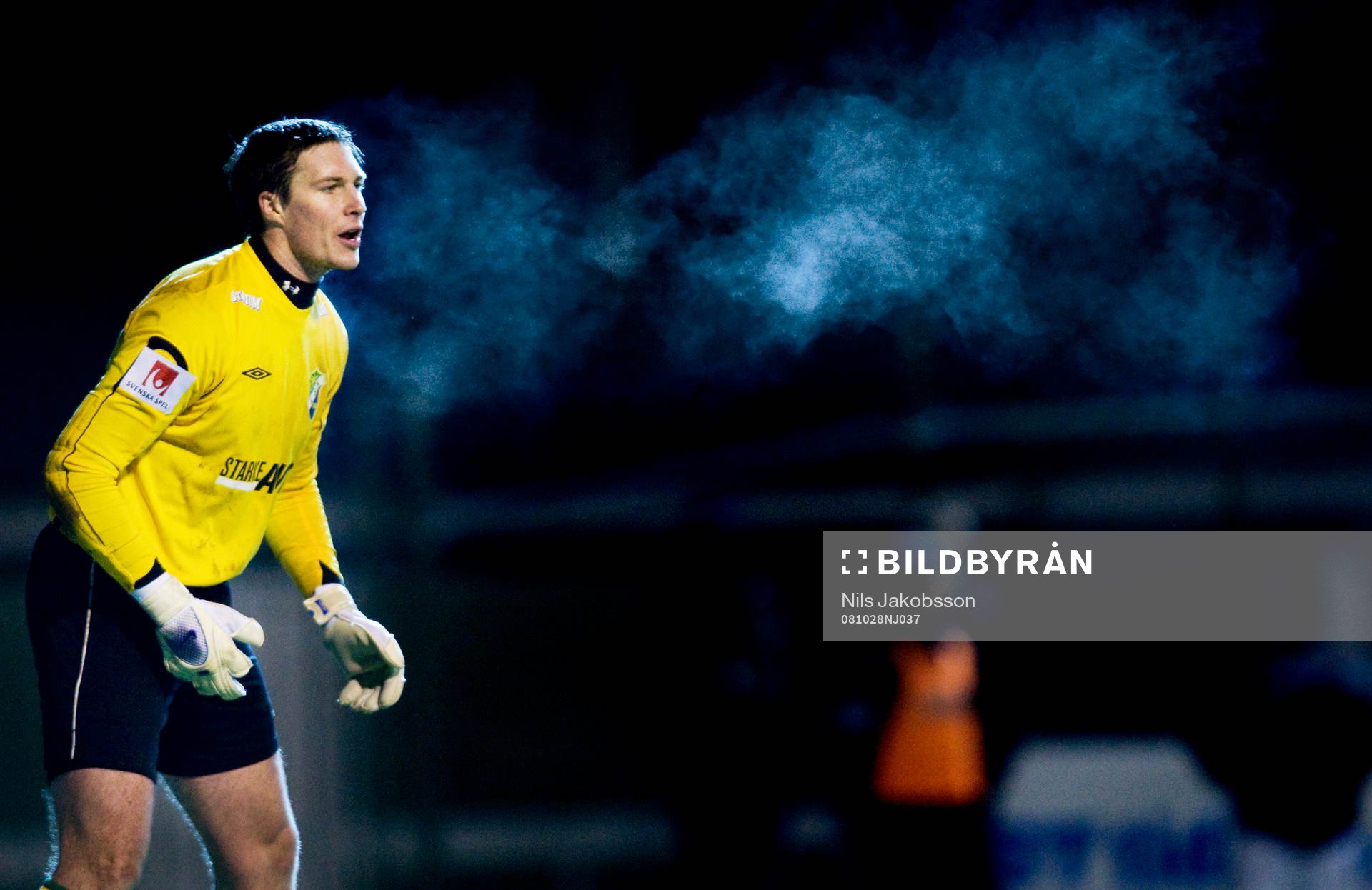 Colin Burns, målvakt, Ljungskile, i kylan, rök, ånga