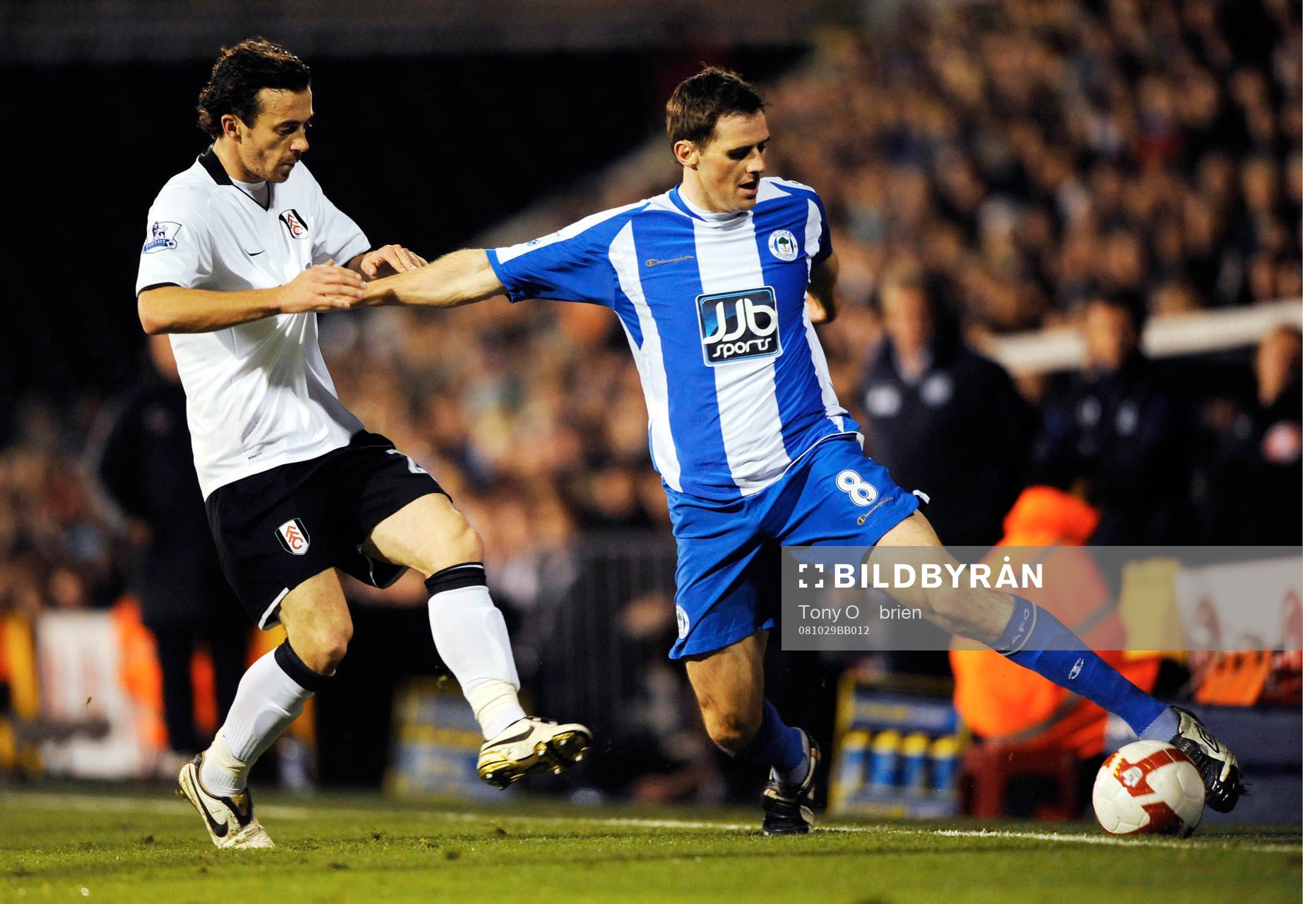 Simon Davies, Fulham och Kevin Kilbane, Wigan