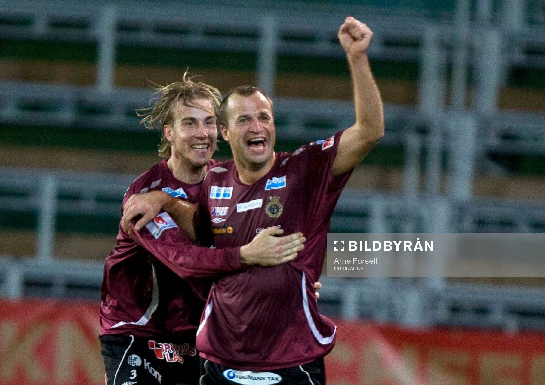 Gefles Hans Berggren jubel och kramas om av Daniel Theorin