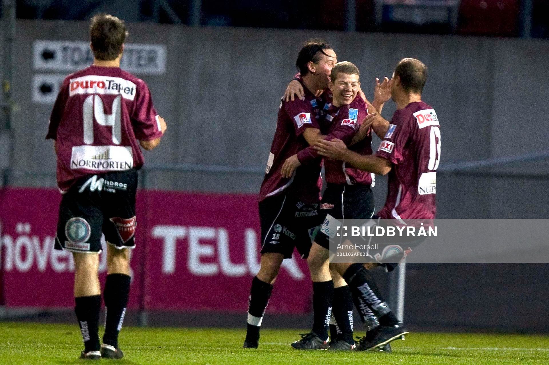Jonas Lantto klappas om