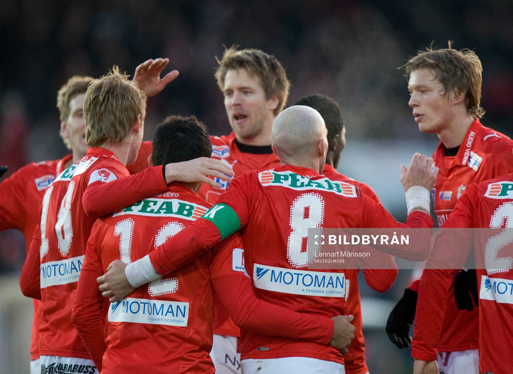 1-0 Rasmus Elm, som grattas