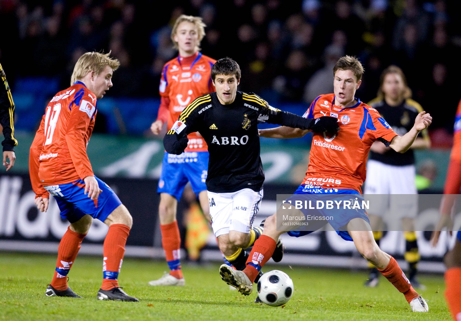Gabriel Özkan, AIK, och Marcus Bergholtz, Helsingborg