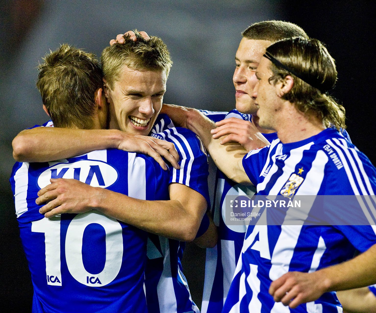  Pontus Wernbloom gör 1-0, Niclas Alexandersson, Jakob Johansson jubel.