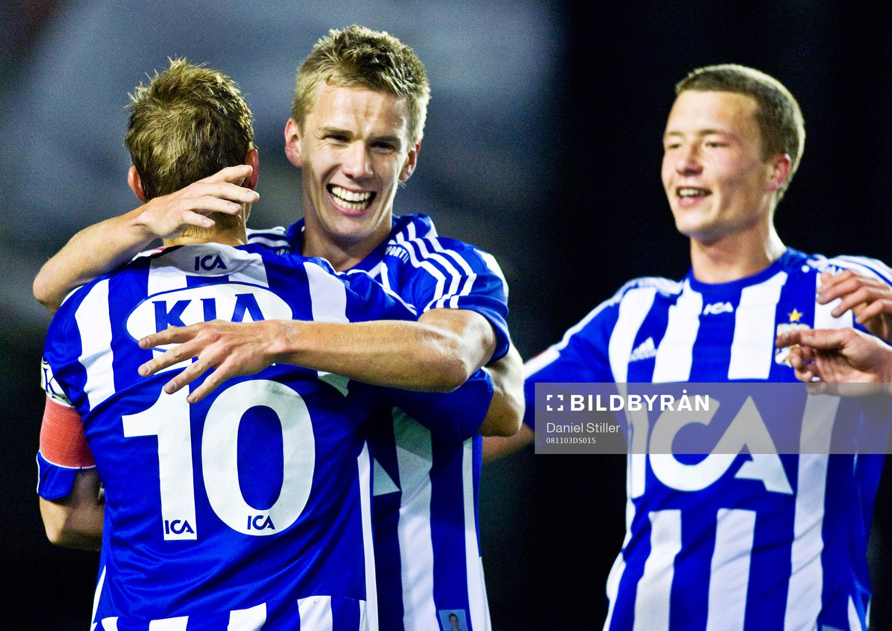  Pontus Wernbloom gör 1-0, Niclas Alexandersson, Jakob Johansson jubel.