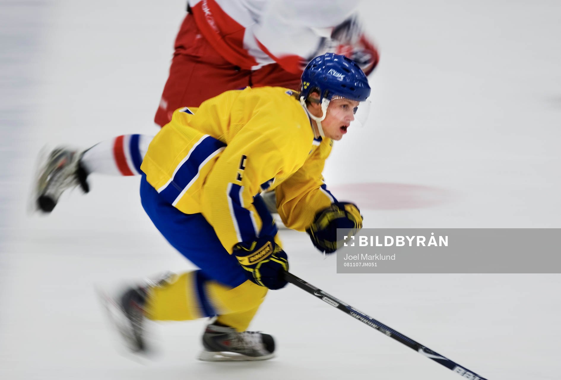 Mattias Tedenby, Sverige, tar fart