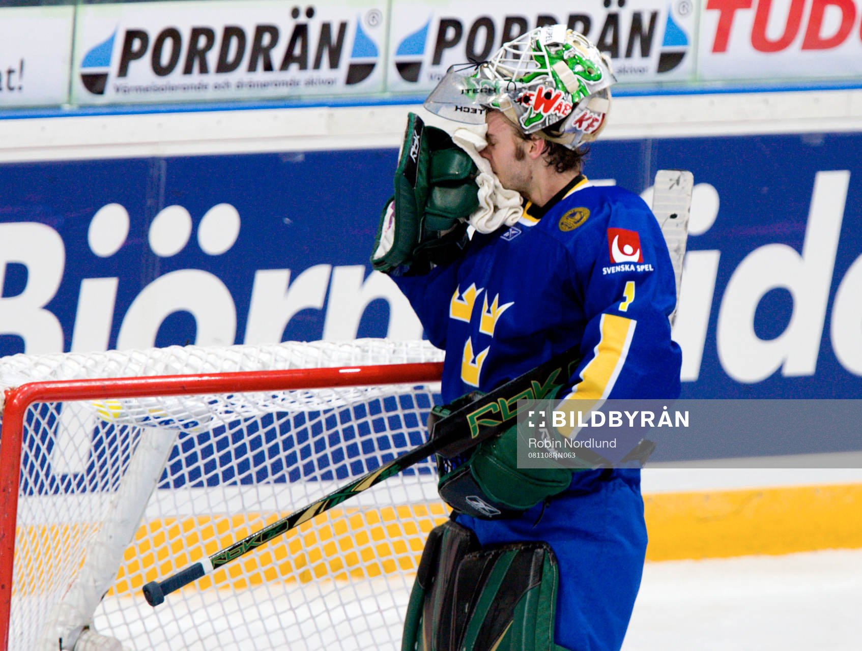 Jonas Gustavsson, Målvakt